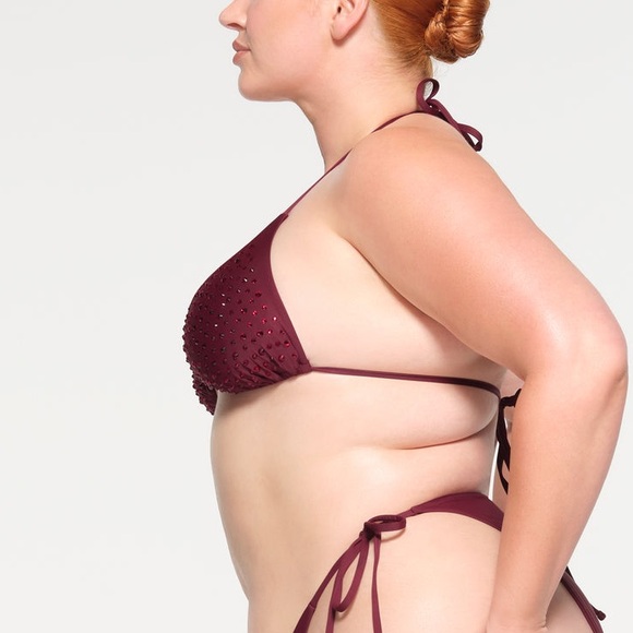 ♥️SKIMS SWIM RHINESTONE TRIANGLE BIKINI TOP IN WINE M - Picture 3 of 8